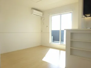 いなべ市のマンスリーマンション・ウィークリーマンション「ラウレア　Ｋ，Ｓ 202・洋室(No.1444311)」メイン画像