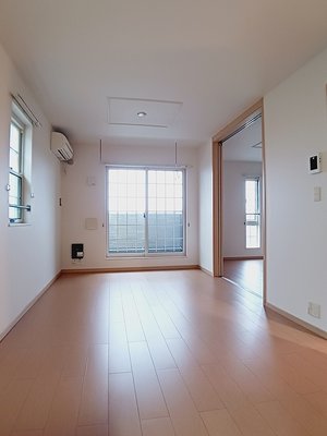 のマンスリーマンション・ウィークリーマンション「オーシャンガーデン 202・洋室(No.1444644)」メイン画像