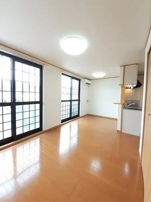 鳴門市のマンスリーマンション・ウィークリーマンション「ランブロス 202・洋室(No.1444707)」メイン画像
