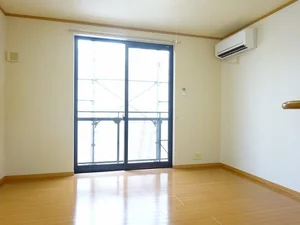 のマンスリーマンション・ウィークリーマンション「ヒューゲル　プラース 203・洋室(No.1445418)」メイン画像