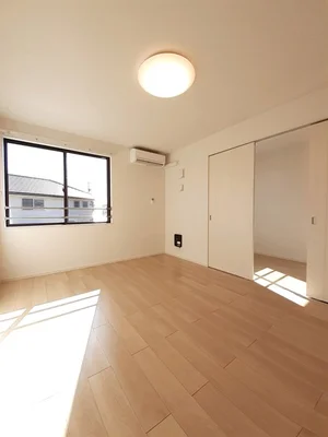 のマンスリーマンション・ウィークリーマンション「ドミール　コウナン 203・洋室(No.1445617)」メイン画像