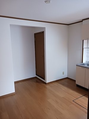 のマンスリーマンション・ウィークリーマンション「ソルマージュⅠ 102・洋室(No.1445958)」メイン画像