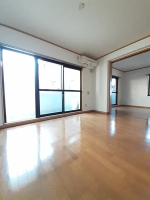 大阪府の大東建託リーシング株式会社のマンスリーマンション・ウィークリーマンション「フォレスタフィウ－メ 105・洋室(No.1446401)」メイン画像