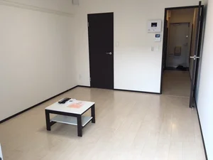 熊谷駅（埼玉県）のマンスリーマンション・ウィークリーマンション「クレイノＨＡＫＯＤＡ 103(No.1446716)」メイン画像