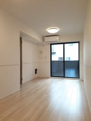 神奈川県のマンスリーマンション・ウィークリーマンション「エムケイエムレジデンス 102・洋室(No.1446952)」メイン画像
