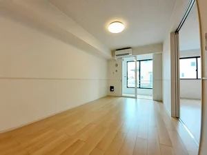 岐阜市のマンスリーマンション・ウィークリーマンション「フリーデンレジデンス八代 102・洋室(No.1447450)」メイン画像