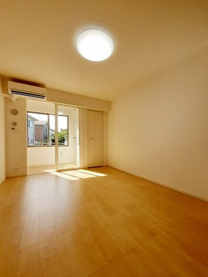 愛媛県のマンスリーマンション・ウィークリーマンション「ジュネス 102・洋室(No.1447467)」メイン画像
