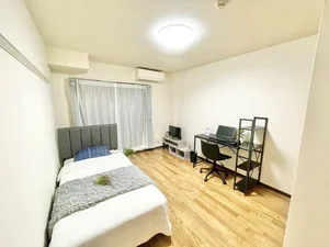 愛知学院大学名城公園キャンパス周辺のマンスリーマンション・ウィークリーマンション「【名古屋市西区/庄内通駅徒歩12分/ネット無料/洋室7.2帖/バストイレ別・独立洗面台/オートロック】ラフィネ又穂 102・1K(No.1447721)」メイン画像