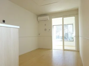 のマンスリーマンション・ウィークリーマンション「サンライズＫ　Ⅰ 101・洋室(No.1447897)」メイン画像