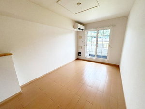 のマンスリーマンション・ウィークリーマンション「パインブライトⅡＢ 203・洋室(No.1448146)」メイン画像