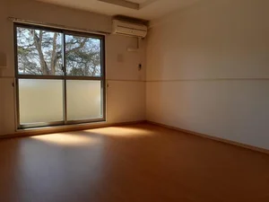 のマンスリーマンション・ウィークリーマンション「ペットマンションあかやま 205・洋室(No.1448193)」メイン画像