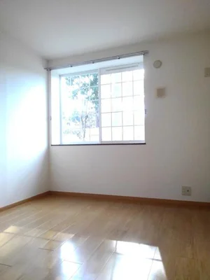 のマンスリーマンション・ウィークリーマンション「ＦＯＲＥＳＴ　ＨＩＬＬＳ 102・洋室(No.1448217)」メイン画像