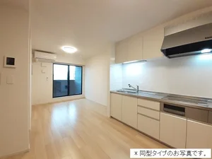 のマンスリーマンション・ウィークリーマンション「カーサみやびⅩ 202・洋室(No.1448350)」メイン画像