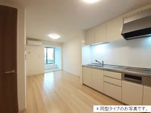 のマンスリーマンション・ウィークリーマンション「カーサみやびⅩ 102・洋室(No.1448353)」メイン画像