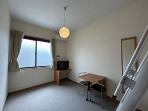 籠原駅（埼玉県）のマンスリーマンション・ウィークリーマンション「レオパレスラフィーニア 205(No.1448463)」メイン画像