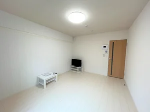 和泉砂川駅（大阪府）のマンスリーマンション・ウィークリーマンション「クレイノプルメリア 109(No.1448470)」メイン画像