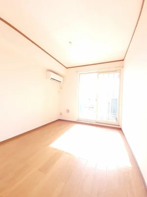 小千谷市のマンスリーマンション・ウィークリーマンション「カーサ・エテルノＢ 202・洋室(No.1448743)」メイン画像