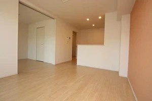 飯塚市のマンスリーマンション・ウィークリーマンション「カーサ　ヴィオラ　Ⅰ 203・洋室(No.1448990)」メイン画像