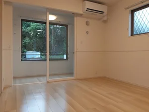 のマンスリーマンション・ウィークリーマンション「メゾン・ド・城山 101・洋室(No.1449099)」メイン画像