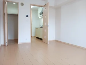 大日駅（大阪府）のマンスリーマンション・ウィークリーマンション「プレジェーネ　一津屋 106・洋室(No.1449748)」メイン画像
