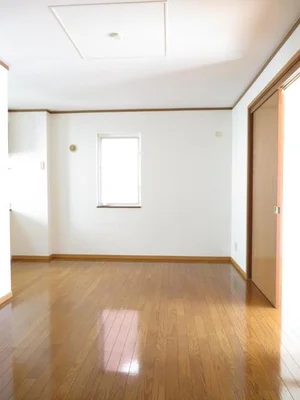 のマンスリーマンション・ウィークリーマンション「Ｗｏｏｄ　Ｐａｒｋ　Ｎ　Ｂ 102・洋室(No.1449780)」メイン画像