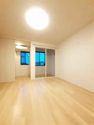 松山市のマンスリーマンション・ウィークリーマンション「モン・シュシュⅡ 103・洋室(No.1449787)」メイン画像