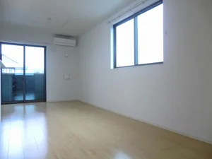 のマンスリーマンション・ウィークリーマンション「モルト　ピエーノ　Ⅲ 201・LDK(No.1449881)」メイン画像