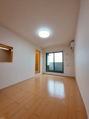 群馬県のマンスリーマンション・ウィークリーマンション「カーサ　モデルノＡ 302・洋室(No.1449995)」メイン画像