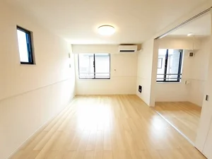 岐阜県の大東建託リーシング株式会社のマンスリーマンション・ウィークリーマンション「フレイム（ｆｌａｍｅ） 205・洋室(No.1450037)」メイン画像