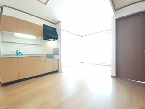足利市のマンスリーマンション・ウィークリーマンション「アンソレイエＢ 203・洋室(No.1451042)」メイン画像