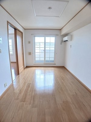 のマンスリーマンション・ウィークリーマンション「ノルテ　フロレスタⅡ 203・洋室(No.1451136)」メイン画像