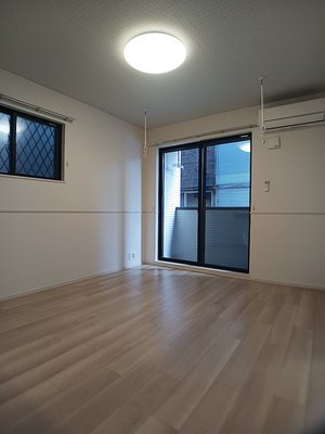 愛媛県のマンスリーマンション・ウィークリーマンション「プラス　イメージ 101・洋室(No.1451158)」メイン画像