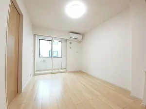 新西金沢駅（石川県）・西金沢駅（石川県）のマンスリーマンション・ウィークリーマンション「イーリスコート 103・洋室(No.1451553)」メイン画像
