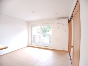 のマンスリーマンション・ウィークリーマンション「ビレッジケイツⅡ 202・洋室(No.1451561)」メイン画像