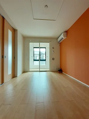のマンスリーマンション・ウィークリーマンション「陽　ｈｉｎａｔａ 203・洋室(No.1452405)」メイン画像