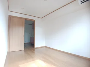 のマンスリーマンション・ウィークリーマンション「ブライトプレーヌ遠賀 103・洋室(No.1453737)」メイン画像