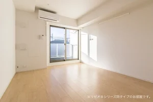 のマンスリーマンション・ウィークリーマンション「ライジング・プレイス 305・洋室(No.1454210)」メイン画像