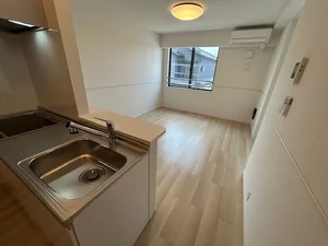 飯塚市のマンスリーマンション・ウィークリーマンション「オーリュー下三緒 201・洋室(No.1454690)」メイン画像