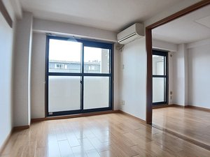 のマンスリーマンション・ウィークリーマンション「ピソ・ヴェルデ 203・洋室(No.1455450)」メイン画像