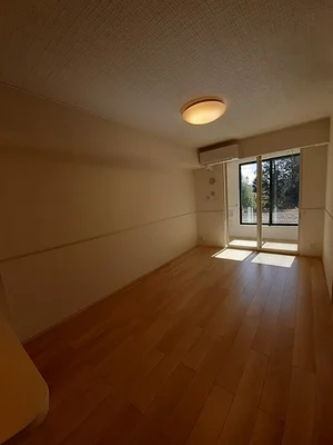安中市のマンスリーマンション・ウィークリーマンション「シュティル　ハイム　Ⅱ 102・洋室(No.1455586)」メイン画像