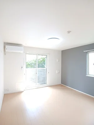 大阪府のマンスリーマンション・ウィークリーマンション「シャーロット　ヒルズ 106・洋室(No.1456854)」メイン画像