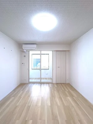 のマンスリーマンション・ウィークリーマンション「シャン・ド・フルールＭ 101・洋室(No.1456960)」メイン画像