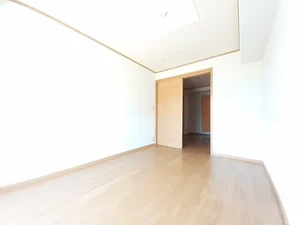 のマンスリーマンション・ウィークリーマンション「コリーヌ・アンジュＢ 102・洋室(No.1456972)」メイン画像