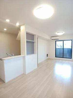 府中市のマンスリーマンション・ウィークリーマンション「ドウェル　ナルシサス 201・洋室(No.1457224)」メイン画像
