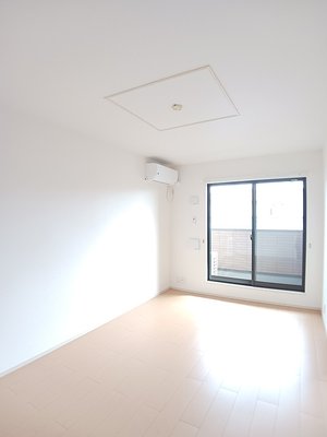 のマンスリーマンション・ウィークリーマンション「サンセットヒルズ 202・洋室(No.1458094)」メイン画像