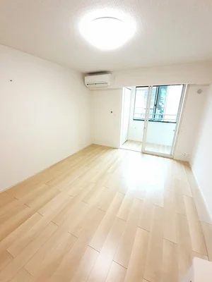 高須駅（高知県）のマンスリーマンション・ウィークリーマンション「Ｙ’ｚ　Ｈｏｕｓｅ 202・洋室(No.1458178)」メイン画像