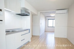 周南市のマンスリーマンション・ウィークリーマンション「カーサ・フェリーチェ　Ⅰ 102・洋室(No.1458252)」メイン画像