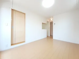 館林市のマンスリーマンション・ウィークリーマンション「マ・シェリ　Ｂ 201・洋室(No.1458787)」メイン画像