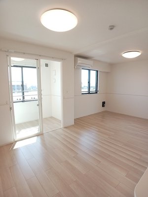 のマンスリーマンション・ウィークリーマンション「フローラ長浜 201・洋室(No.1458868)」メイン画像