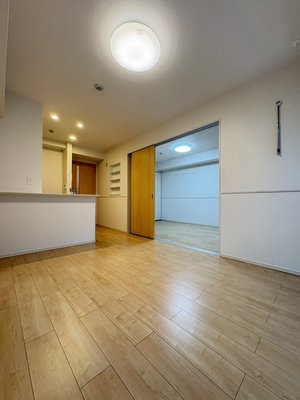のマンスリーマンション・ウィークリーマンション「カーサ　カメリア 305・洋室(No.1458911)」メイン画像